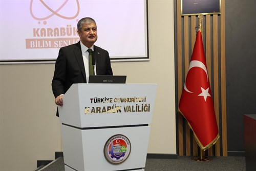 Karabük'te Eğitim ve Bilim Şenliği Coşkusu: Başarı ve Teşekkür Belge Töreni Düzenlendi.