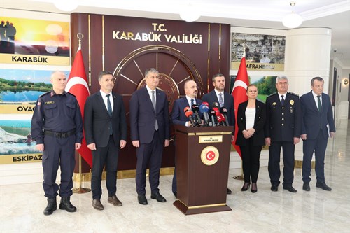 Bakan Yardımcımız Sayın Bülent Turan'ın Katılımı ile"5199 Sayılı Hayvanları Koruma Kanunu" Hakkında Basın Toplantısı Yaptı