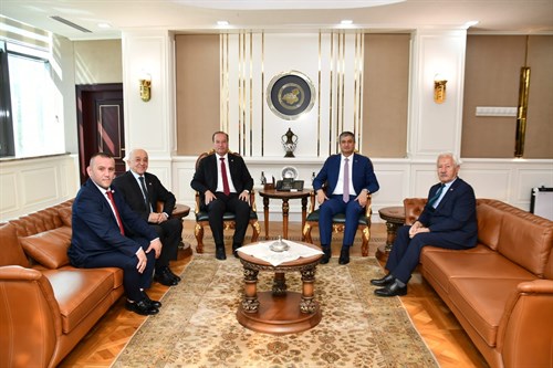 Cumhuriyet Halk Partisi Karabük Milletvekili Cevdet Akay'dan Vali Yavuz'a "Hayırlı Olsun" Ziyareti 